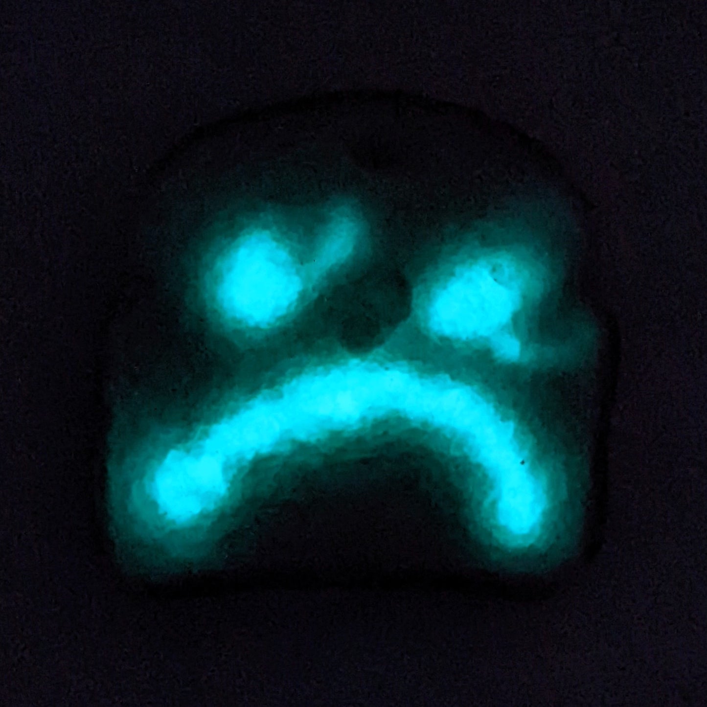 Daily Bread #041 “Aqua Glow”